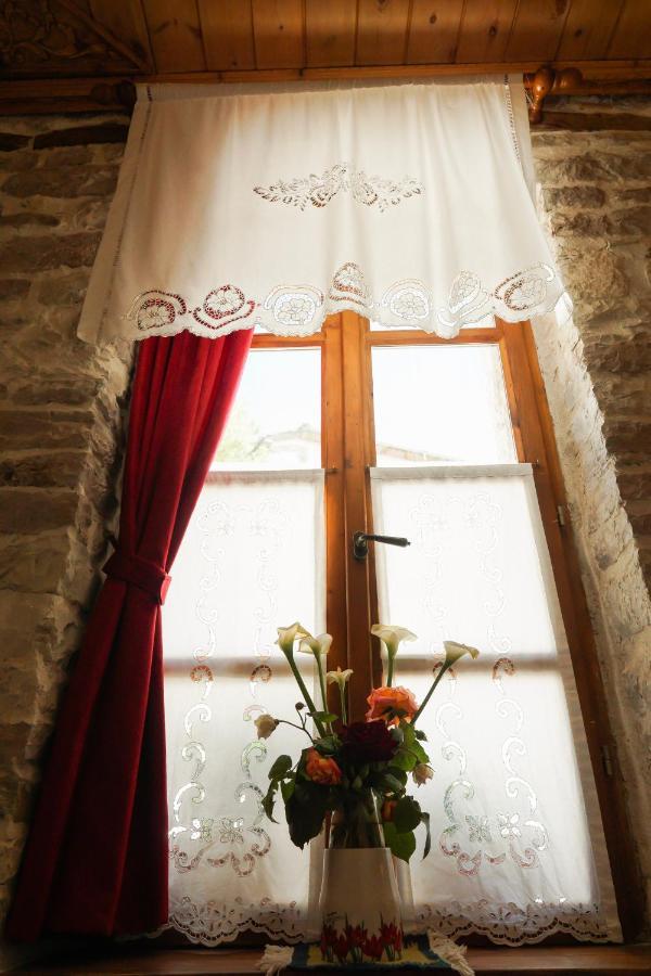 4 Rooms Gjirokastra Екстер'єр фото